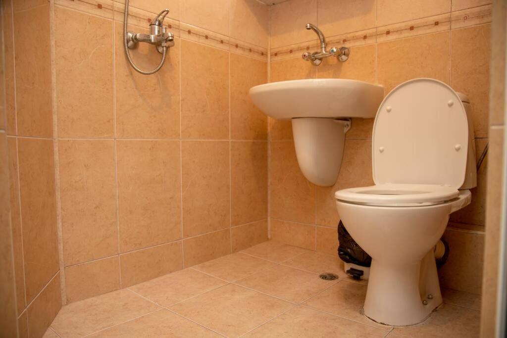 Convenient 1-Bedroom Flat Next To Harmanite Beach Созополь Экстерьер фото