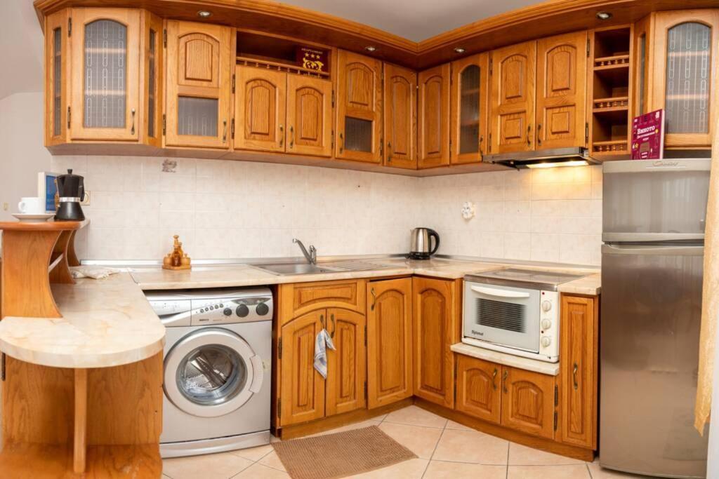 Convenient 1-Bedroom Flat Next To Harmanite Beach Созополь Экстерьер фото